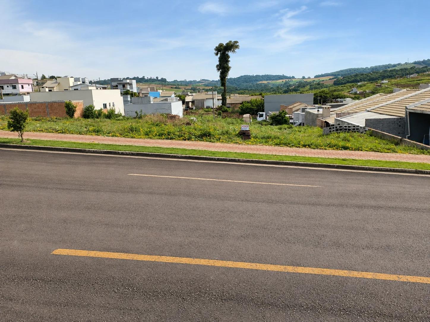 Terreno à venda no bairro Vederti, Chapecó SC, em bairro planejado com infraestrutura de lazer
