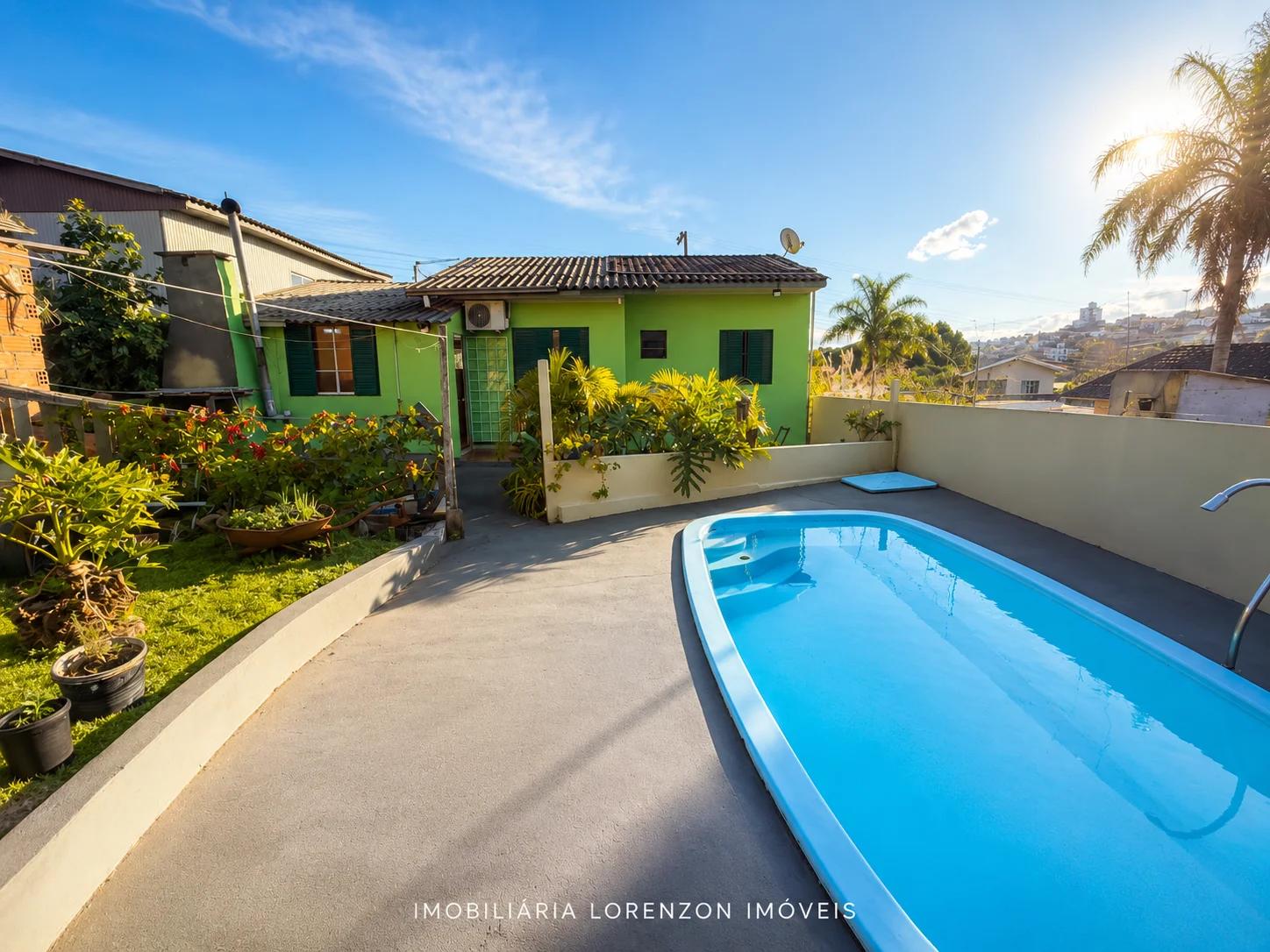 Casa com Piscina no Bairro Universitário – Excelente Oportunidade por R$ 549.000! (Aceita Veículo)