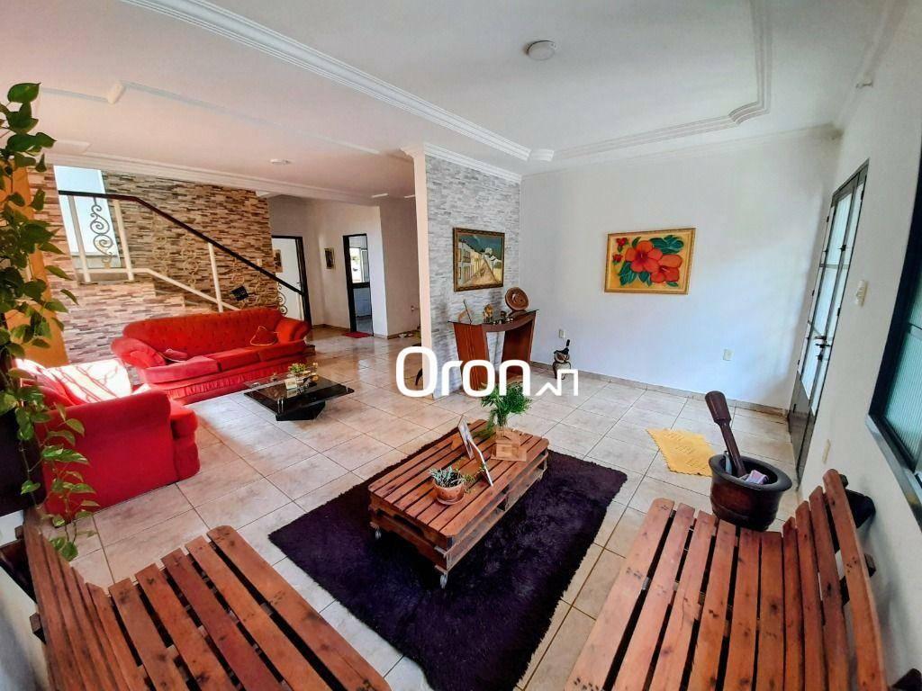 Sobrado à venda, 420 m² por R$ 1.390.000,00 - Setor Jaó - Goiânia/GO