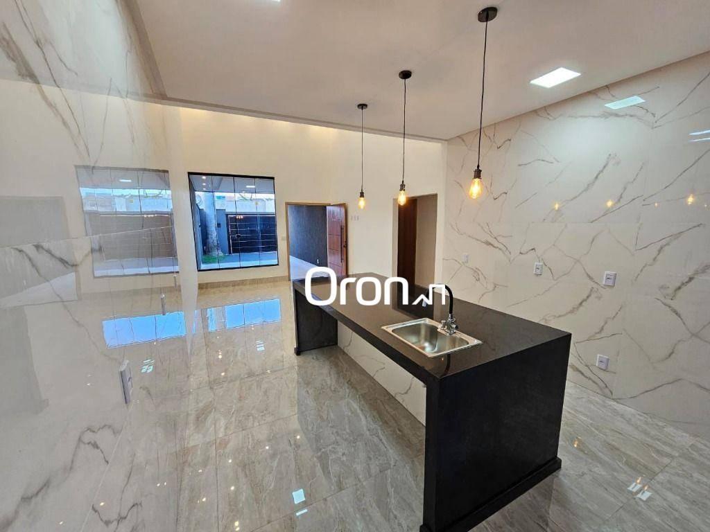 Casa com 3 dormitórios à venda, 123 m² por R$ 550.000,00 - Sítios Santa Luzia - Aparecida de Goiânia/GO