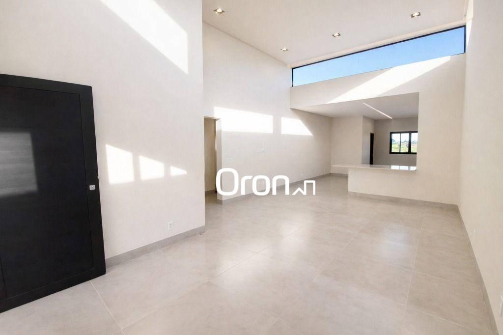 Sobrado à venda, 232 m² por R$ 1.100.000,00 - Cond Vale Verde - Senador Canedo/GO