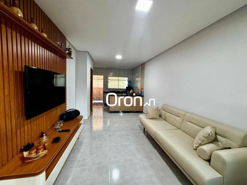 Sobrado à venda, 99 m² por R$ 399.000,00 - Vila Jardim São Judas Tadeu - Goiânia/GO