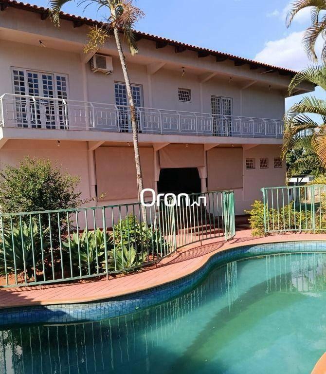 Sobrado à venda, 500 m² por R$ 1.750.000,00 - Condomínio Parque dos Cisnes - Goiânia/GO
