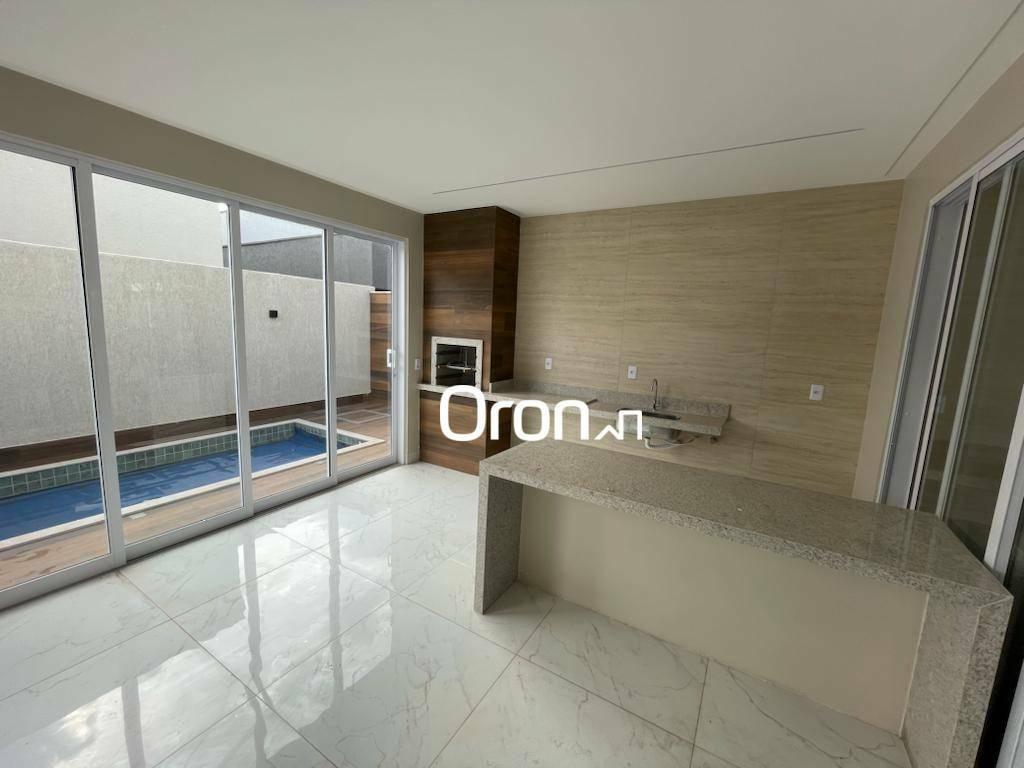 Sobrado à venda, 251 m² por R$ 1.600.000,00 - Parqville Pinheiros - Aparecida de Goiânia/GO