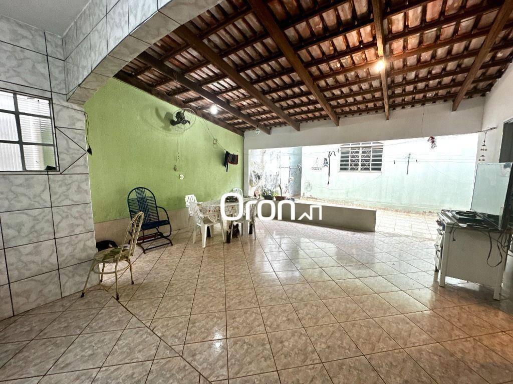 Sobrado 4 quartos no Jardim Petrópolis